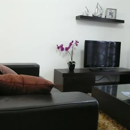 Апартаменты Sao Martinho Do Porto Beach Apartment
